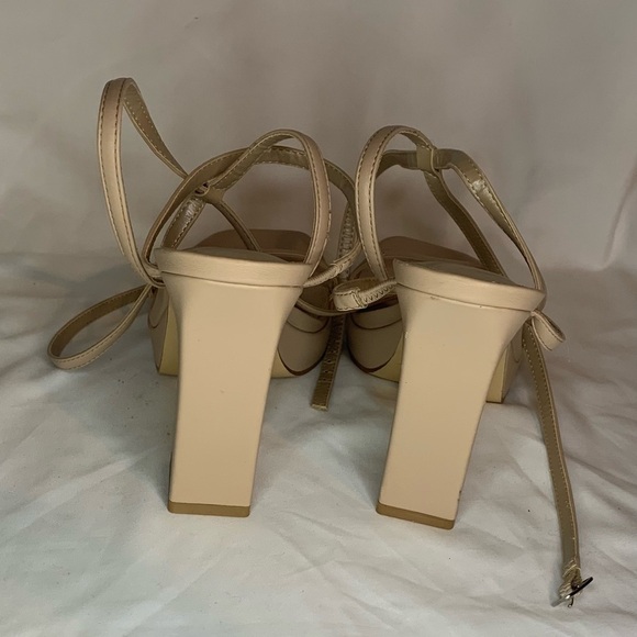 2 for $48 Marc Fisher Tan Strappy Heels Modern Design - Picture 4 of 4